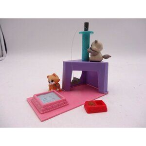 Kenner Littlest Pet Shop Cutesy Kittens With Mouse‎ Playhouse VTG 1992 By